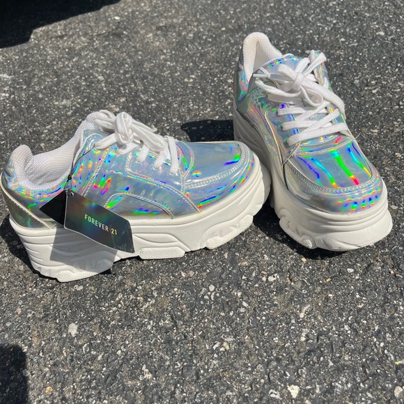 Holographic platform sneakers, from forever 21. Never worn - Picture 3 of 8